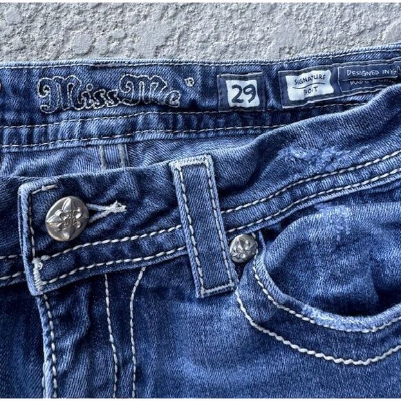 Miss Me Bootcut Jeans Crystal Embellished Pockets Medium Wash Denim Size 29 - Picture 9 of 10
